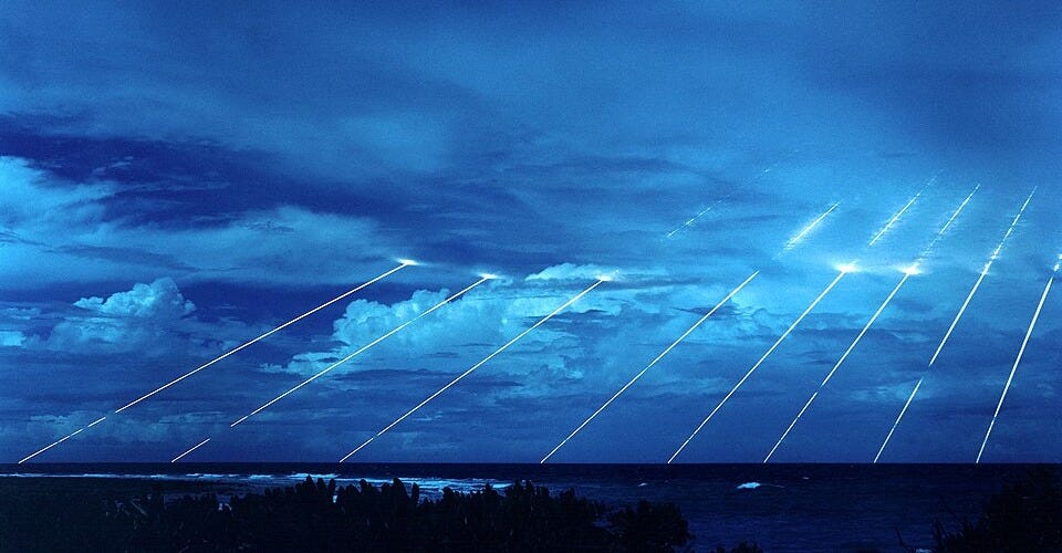File:Peacekeeper-missile-testing.jpg